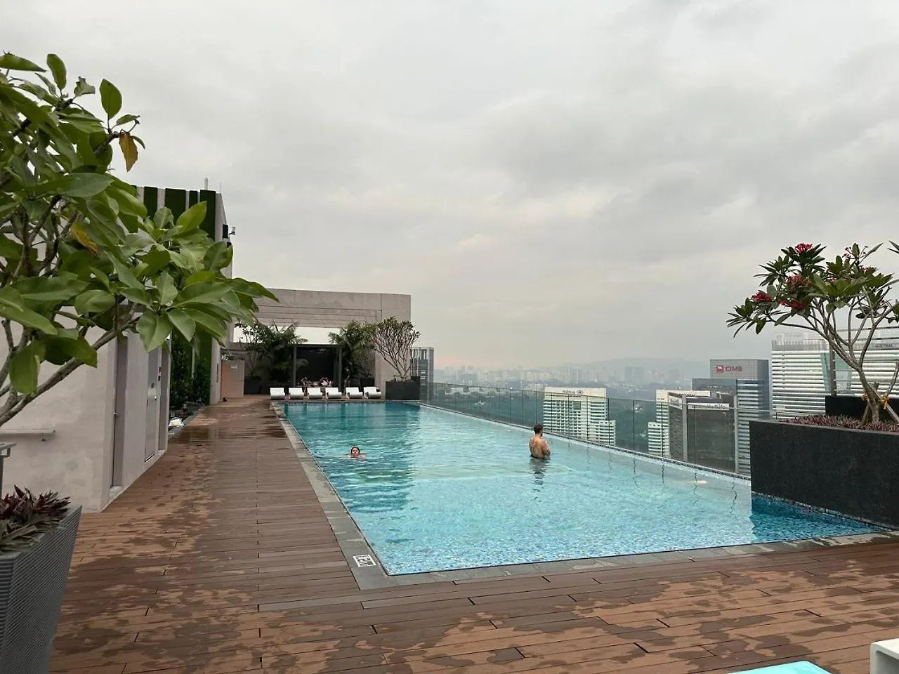 Apartment Kl Sentral Monorail 4 Pax Family Kl City View Infinity Sky Pool Kuala Lumpur Ma­lay­sia